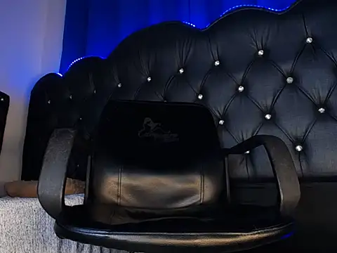 Nick_Boy23 – Naživo XXX chat