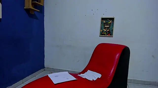 Chatroom XXX en direct de Princedemontotalnotlimit