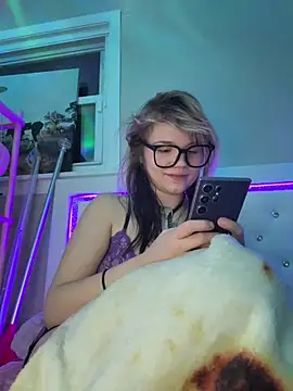 CutiepiespanksのライブXXXチャット