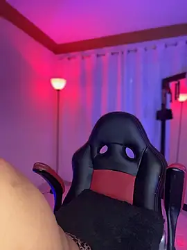 ZahaRoseee's Live XXX Chat