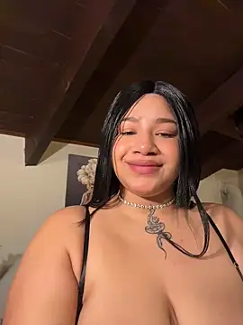 Chat +18 de SashaLiciosa_ ao vivo