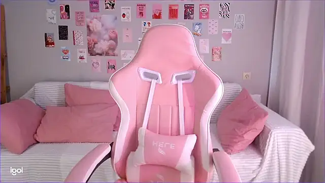 Lexi_Bottomのウェブカメラショー