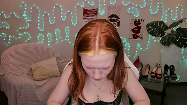 Katrysn Live XXX chat