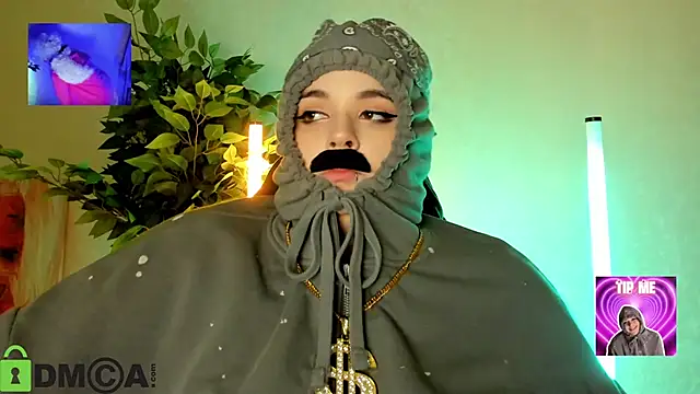 Mia_R0ss' Live XXX Chat