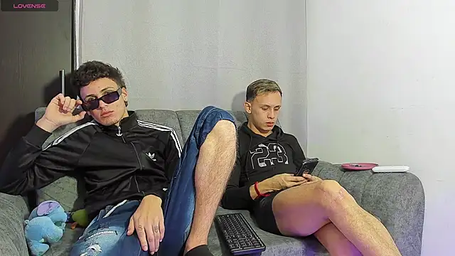 Two_sexboys – Kamerová šou