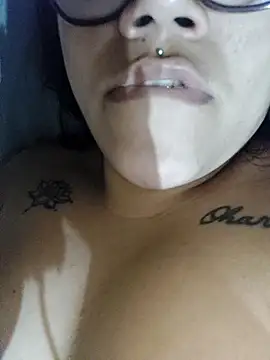 Webkamerová show Camilu23