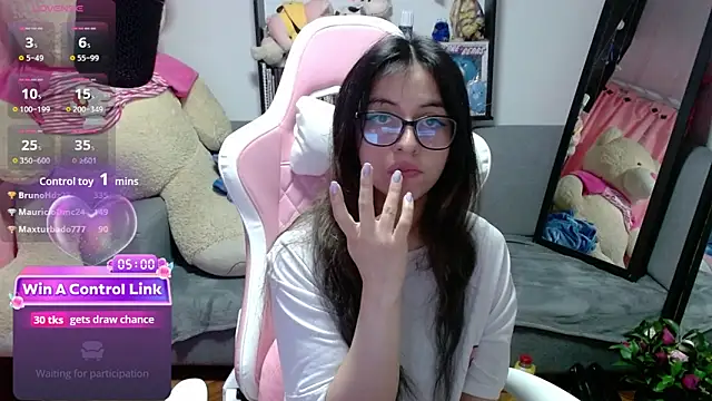 Онлайн чат XXX Maggie_Fox3