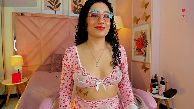 Chat XXX en directo de DemiJones_