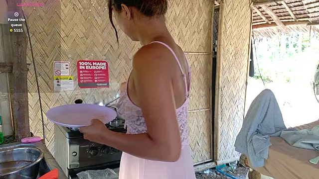 Juliet_official_pro Adlı Modelin Canlı XXX Sohbeti