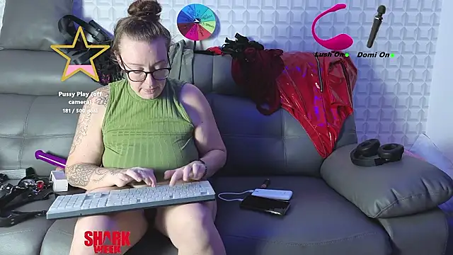 دردشة JadeStarUK الجنسية المباشرة