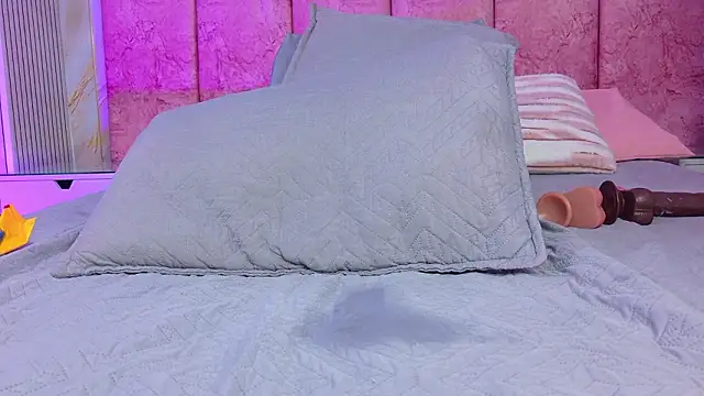 emmacurvy 现场XXX聊天