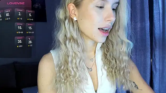 Elysia_kiss – webcam-show