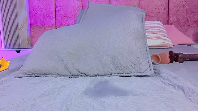 emmacurvy Chat XXX live