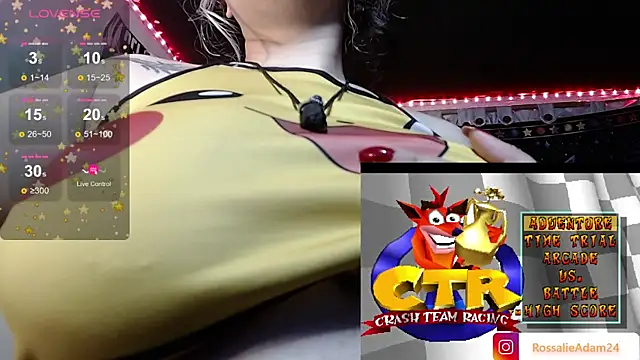Chat XXX en directo de RossalieAdam24