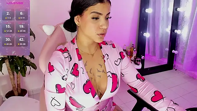 EmmaRusellx 라이브 XXX 채팅