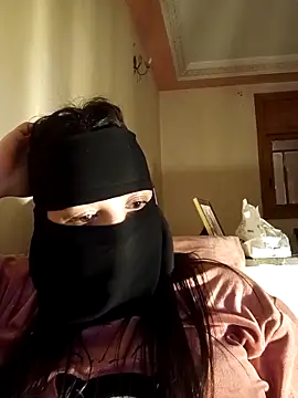 LONA-_- Live XXX Chat