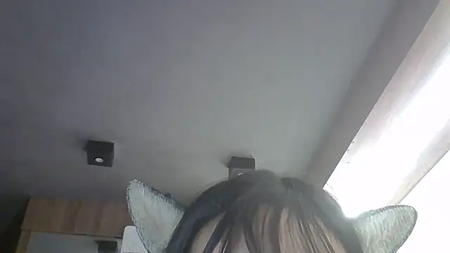 SkinnyKitten's Live XXX Chat