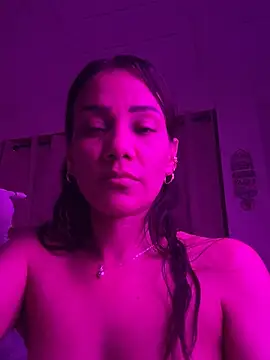 sofia8428 Live XXX Chat