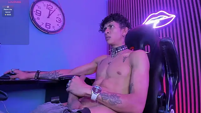 Вебкам-шоу Maximoking26