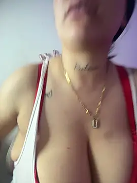 Miia__Taylor Show in webcam