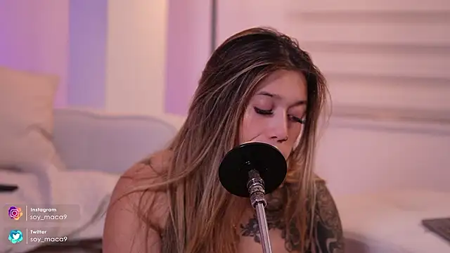 XXX chat uživo modela lilith_gray9