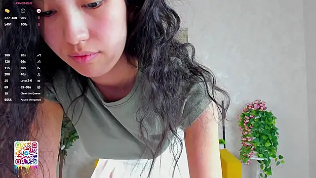 FlirtyAuran Live XXX chat