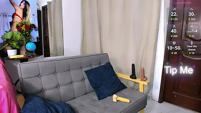 Chat +18 de zou_quira ao vivo