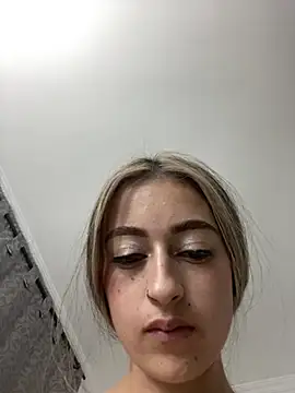 SOL_EF live XXX chat