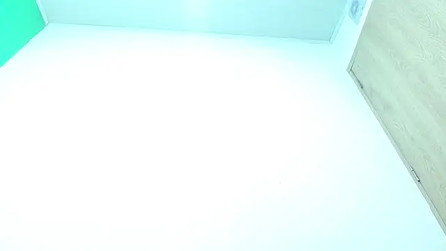 avaleri_cherryのライブXXXチャット