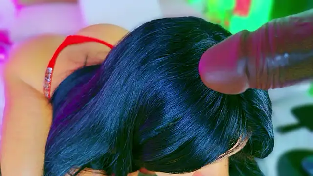 CharlootteEvans Chat XXX live