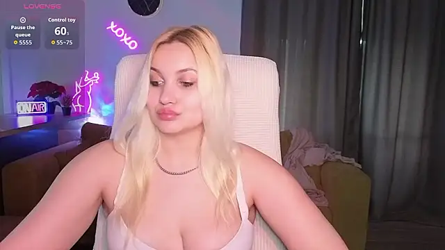 adrelaxina's Webcam Show