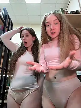 bambi_lu's Live XXX Chat