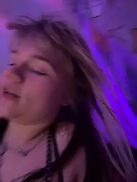 Cutiepiespanks' Live XXX Chat