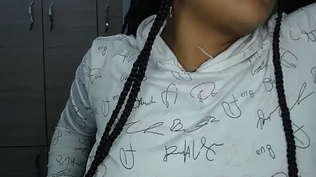 Chat +18 de SWEETT_CORY ao vivo