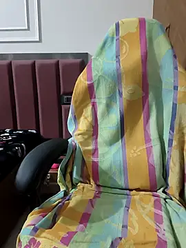 Miss-Jhanak: онлайн-секс-чат