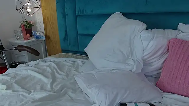 Chat +18 de Kassandra_xxx ao vivo