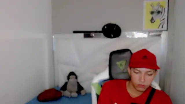 Street_poemm_'s Webcam Show