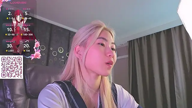 YunnaLuv: онлайн-секс-чат