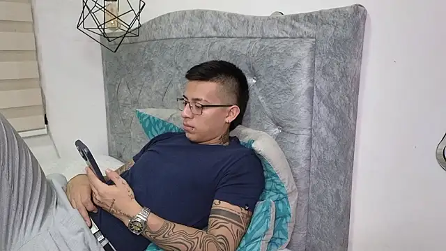 SIXXTOLOVE18 – Live XXX-chat