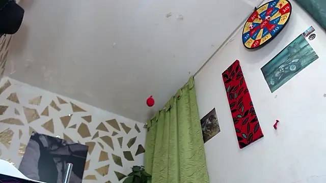 Kazsandraa Chat XXX in diretta