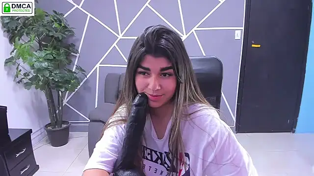 NahomiConnor_ Chat XXX in diretta