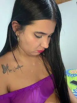 Czat XXX na żywo – Pariis08