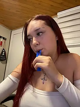 Karen18_boobs 即時 XXX 聊天