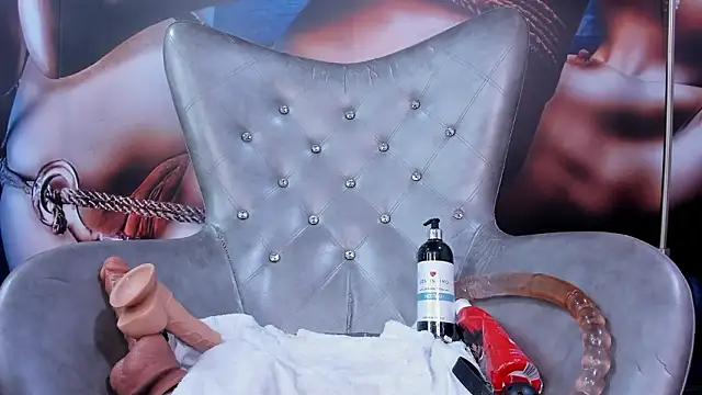 miss___taylor Chat XXX in diretta