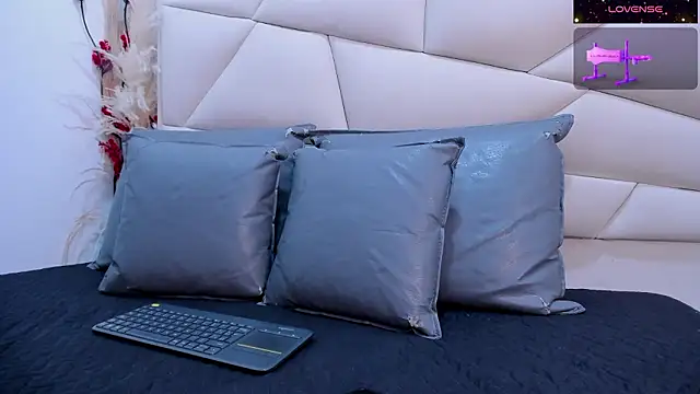 ValeriaJulio_: απευθείας συνομιλία ΧΧΧ