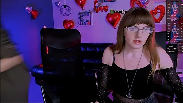 lizzie_boom_ 即時 XXX 聊天