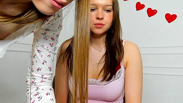 lunahush Adlı Modelin Canlı XXX Sohbeti