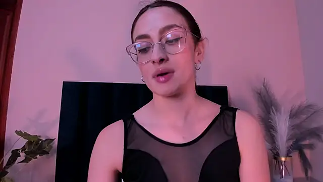 XXX chat uživo modela AndraCyruss