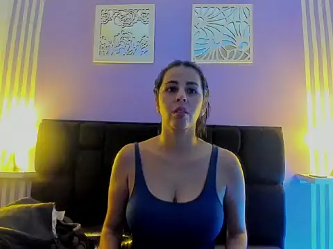 Show de KataleyaVillalobos na webcam