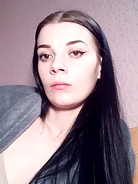 JhonSHelBy7LuNa 即時 XXX 聊天